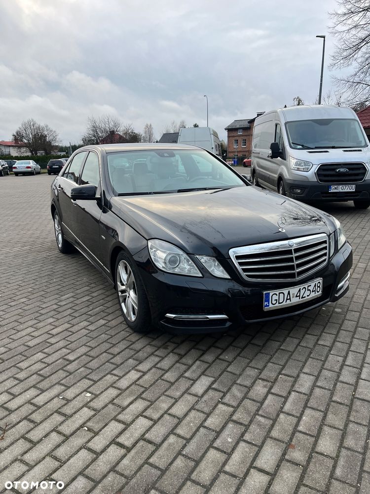 Mercedes-Benz Klasa E 250 CDI BlueEff Avantgarde - 1