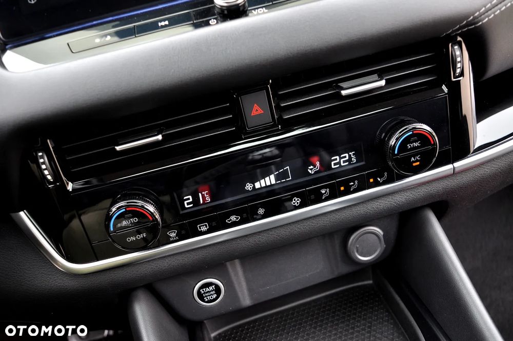 Nissan Qashqai 1.3 DIG-T N-Connecta EU6d - 29