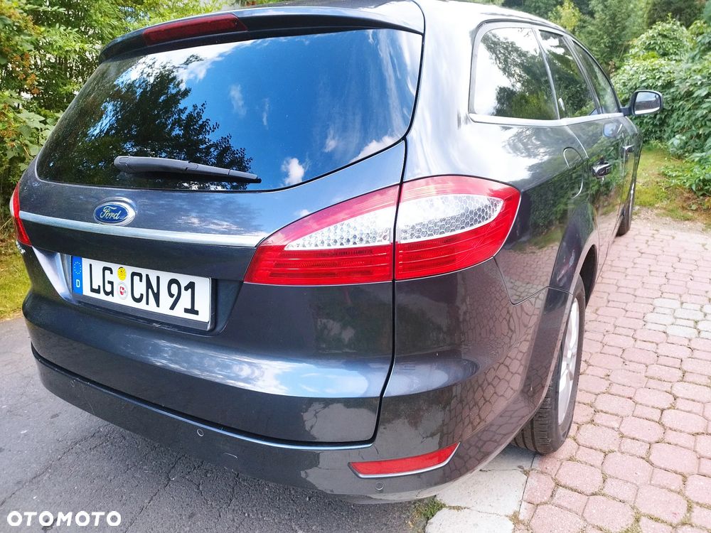 Ford Mondeo 2.0 Ghia Executive - 9