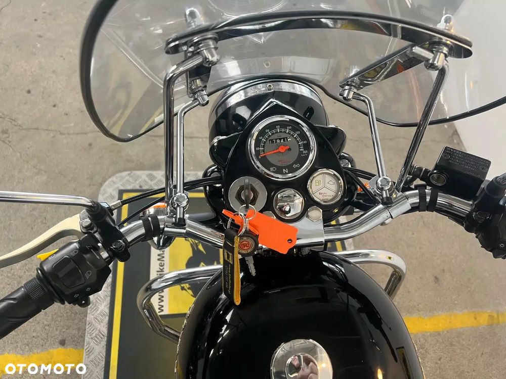 Royal Enfield Bullet - 27