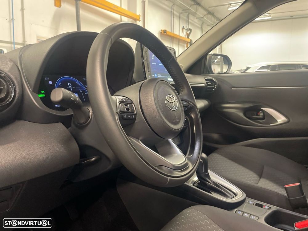 Toyota Yaris Cross 1.5 HDF Comfort Plus - 12