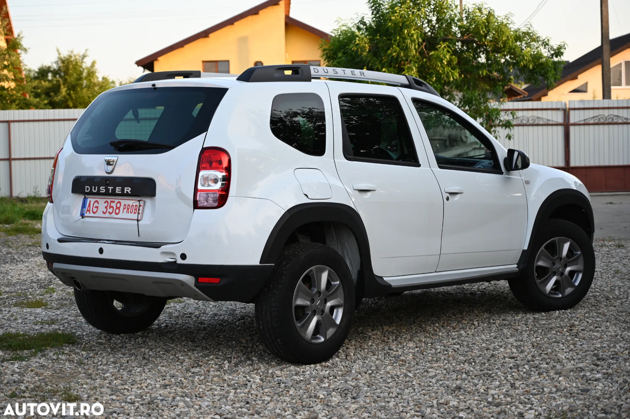 Dacia Duster dCi 110 FAP 4x2 Laureate - 25