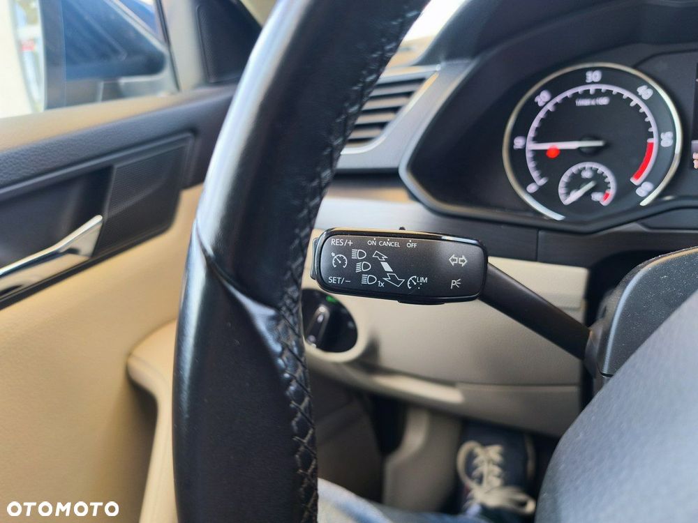 Skoda Superb 2.0 TDI Style - 27