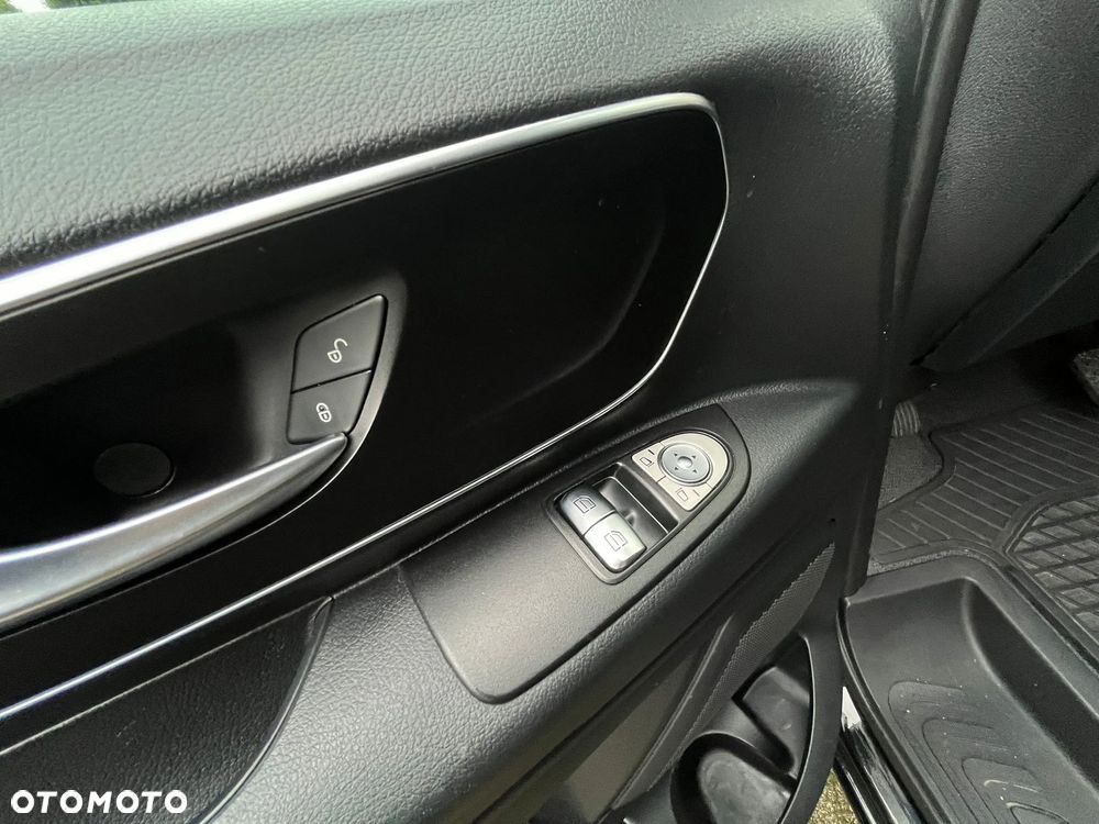 Mercedes-Benz Vito 116 - 20