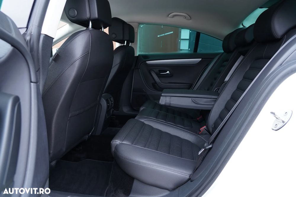 Volkswagen Passat CC 2.0 TDI BlueMotion Technology Exclusive - 10