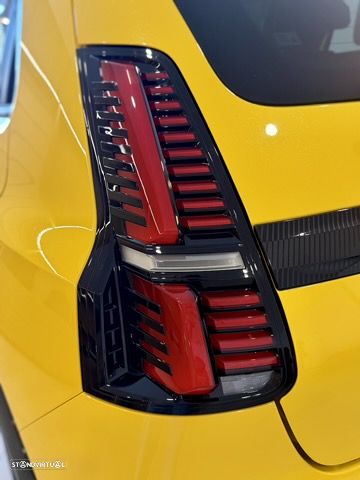 Renault 5 E-Tech R Iconic Five 150 Comfort Range - 14