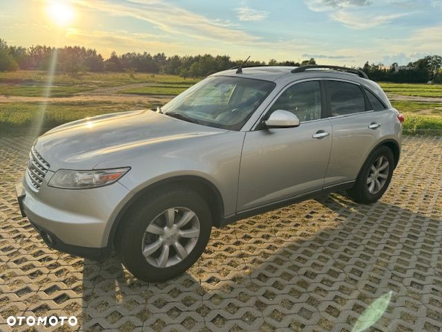 Infiniti FX - 2