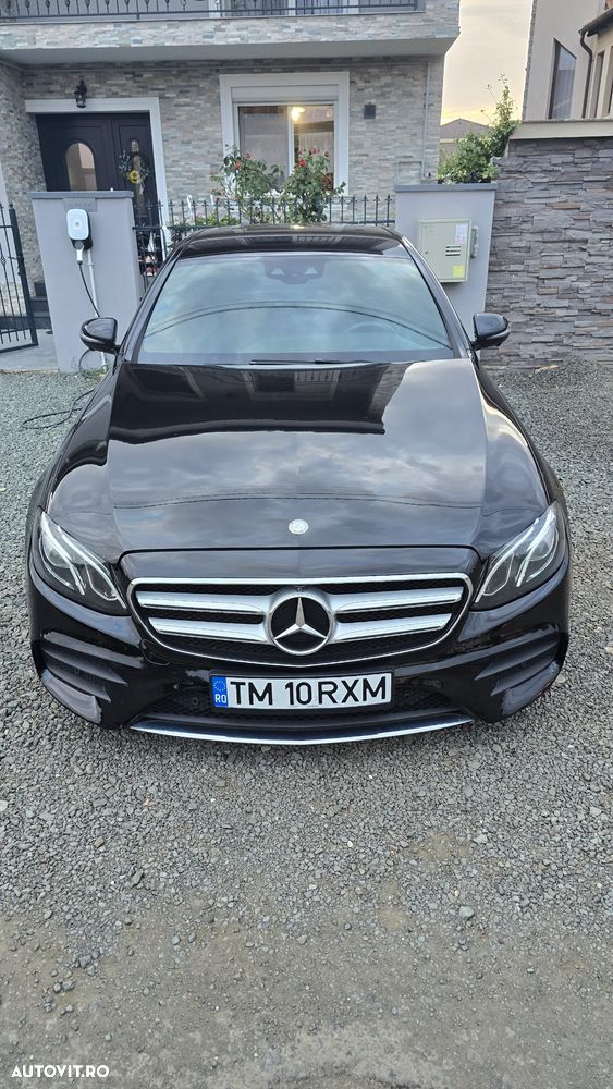 Mercedes-Benz E 220 d 4MATIC Aut. - 1