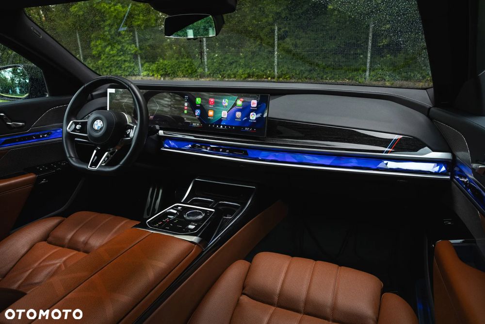 BMW Seria 7 - 18