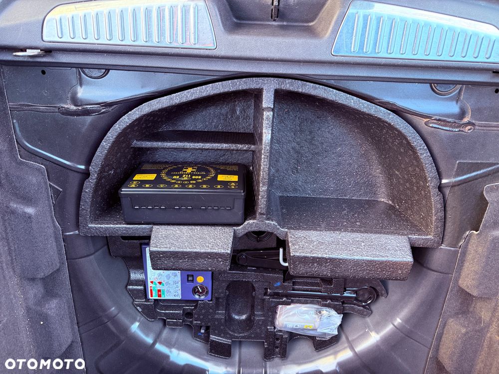 Renault Laguna dCi 150 FAP Bose - 31