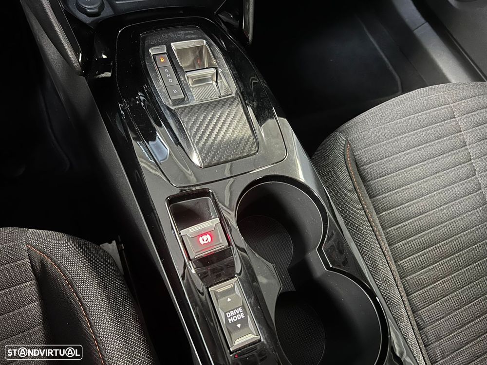 Peugeot e-2008 50 kWh Active Pack - 18