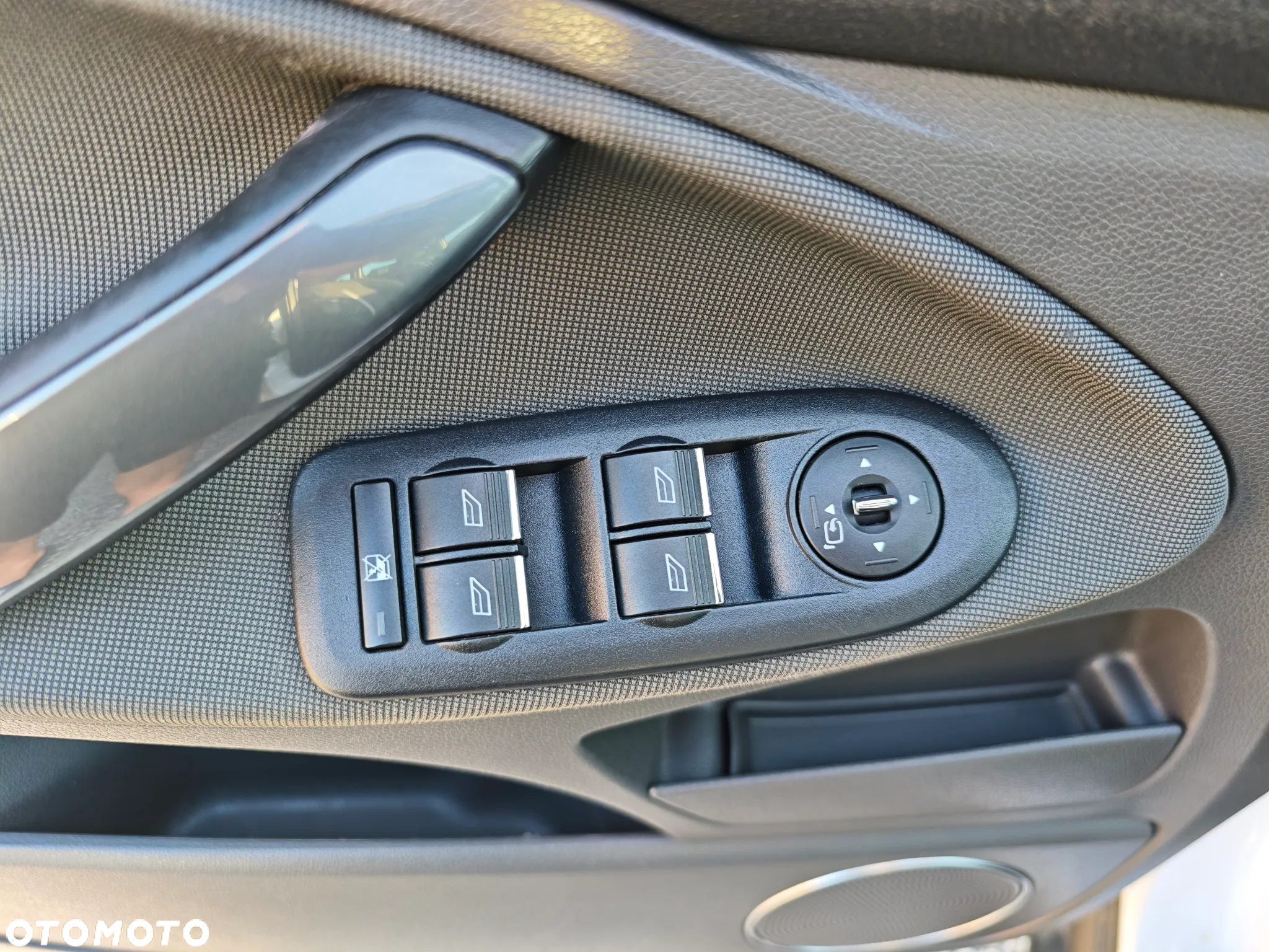 Ford Kuga 2.0 TDCi 4WD Titanium - 21