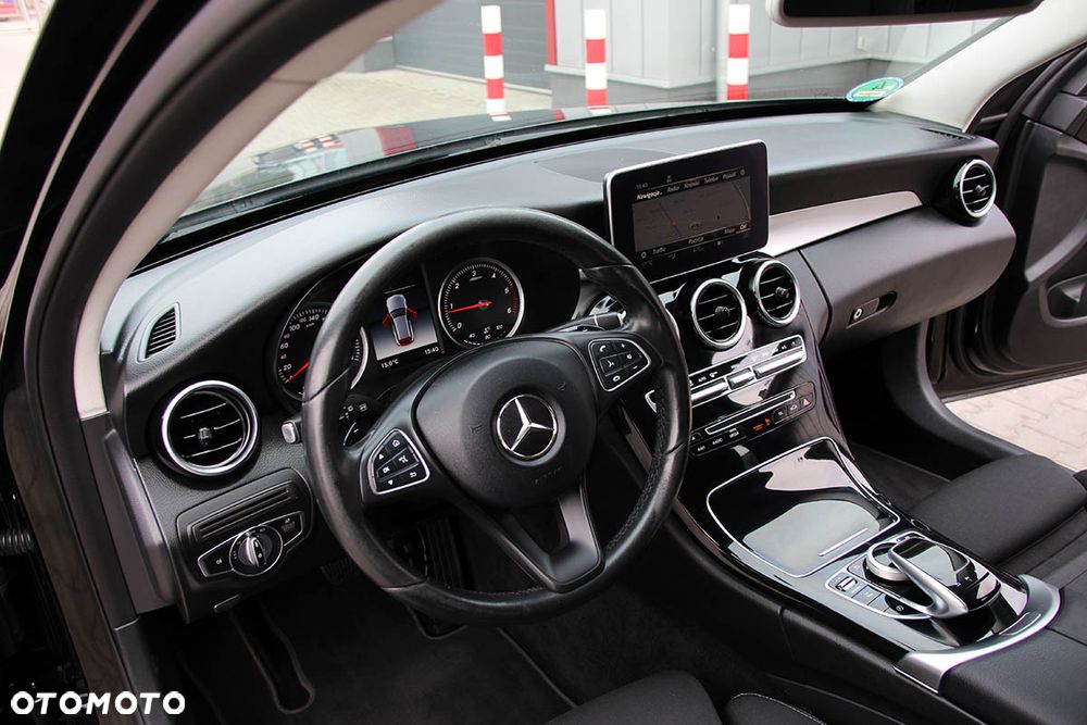 Mercedes-Benz Klasa C 200 d 9G-TRONIC Avantgarde - 22