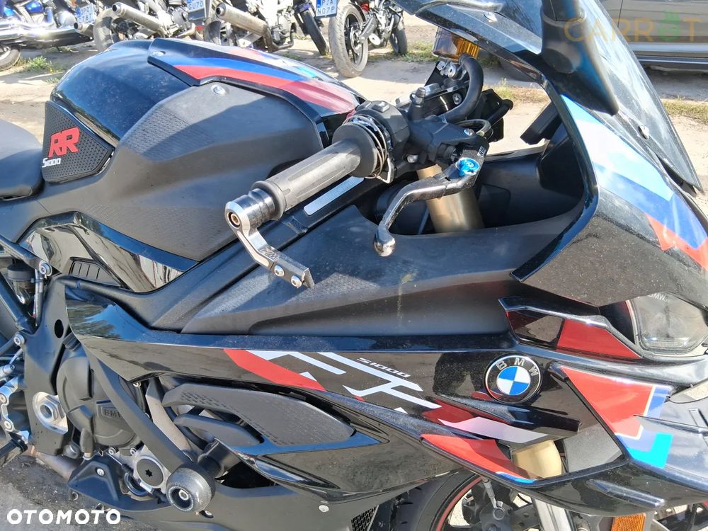 BMW S - 4