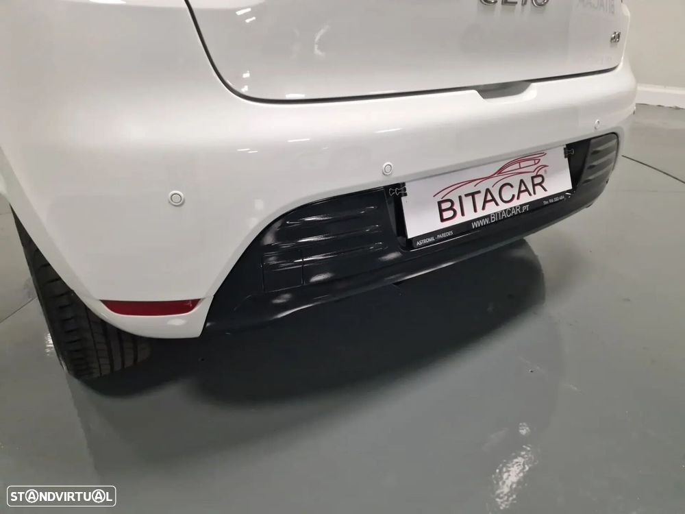 Renault Clio - 39