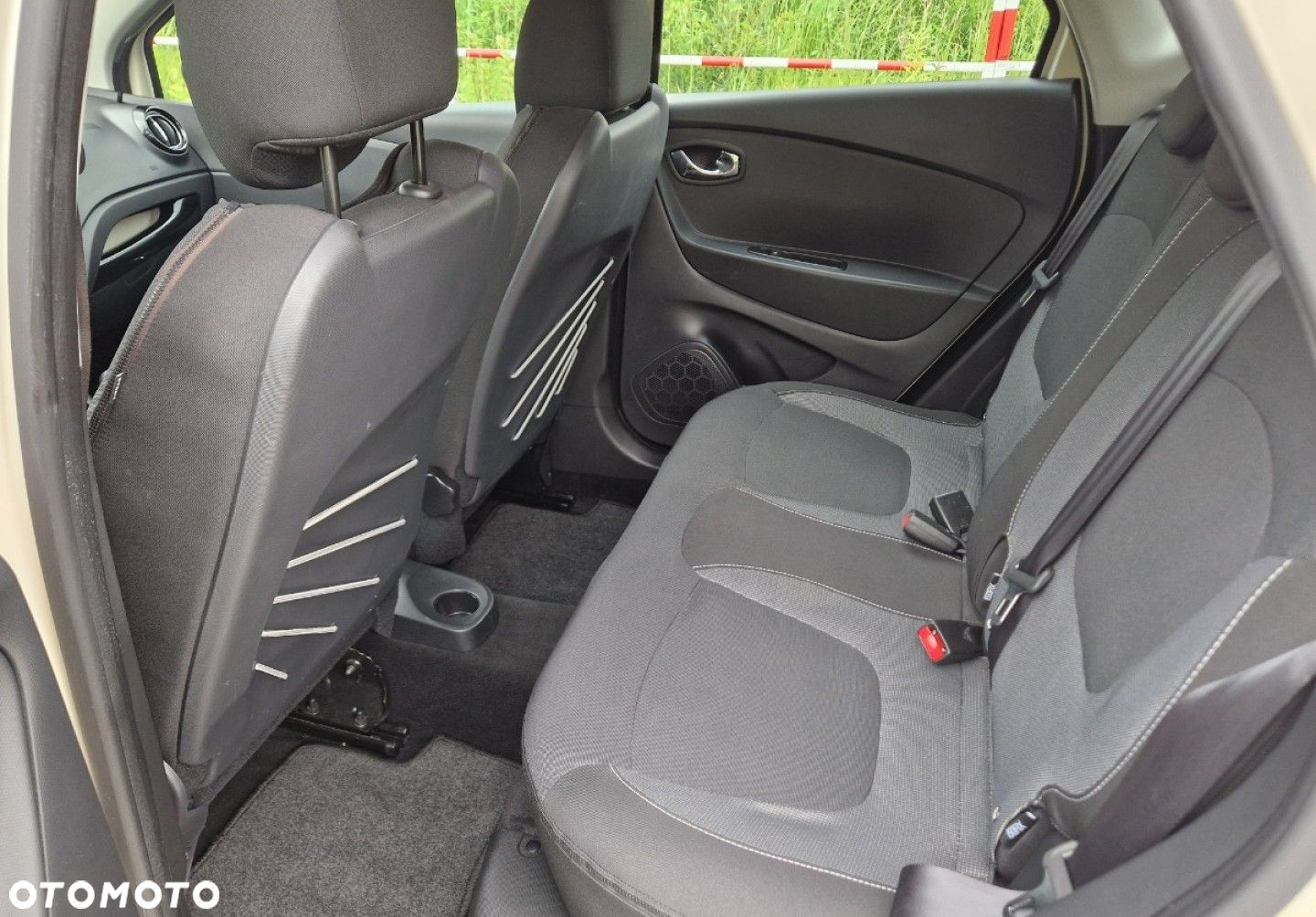Renault Captur (ENERGY) TCe 90 INTENS - 25