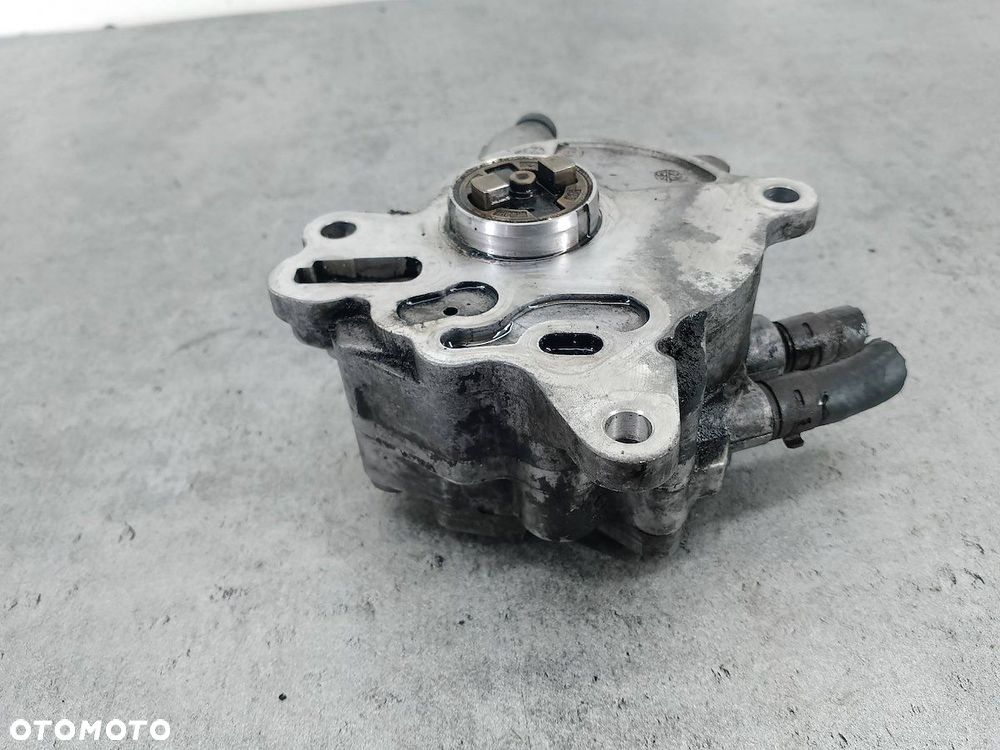 POMPA VACUM AUDI A3 8P/8PA/8P7 03G145209 - 2