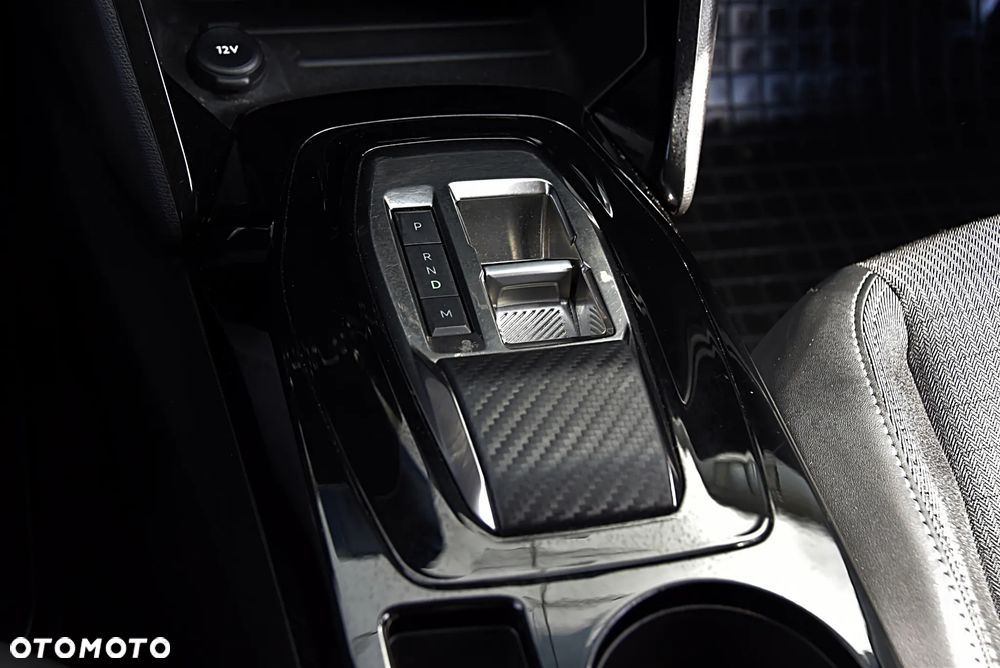 Peugeot 208 1.2 PureTech Allure S&S EAT8 - 34