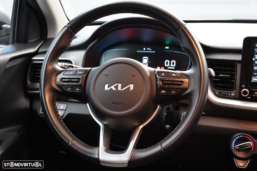 Kia Stonic - 17