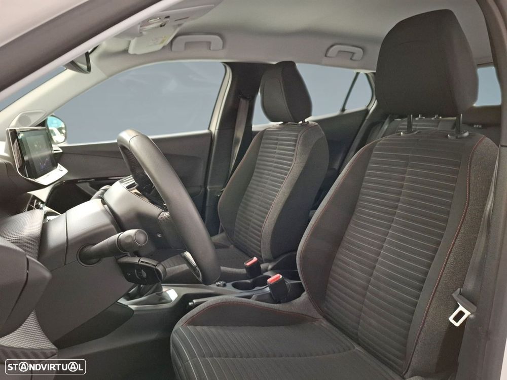 Peugeot 2008 1.2 PureTech Active Pack - 11