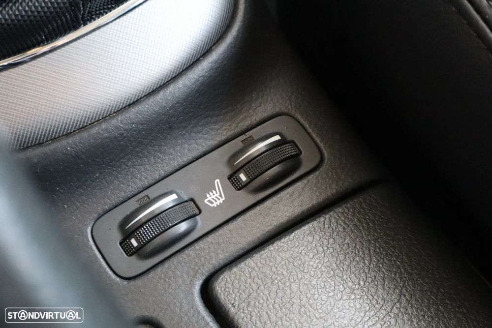 Toyota Avensis SD 2.2 D-4D Sol+GPS - 19