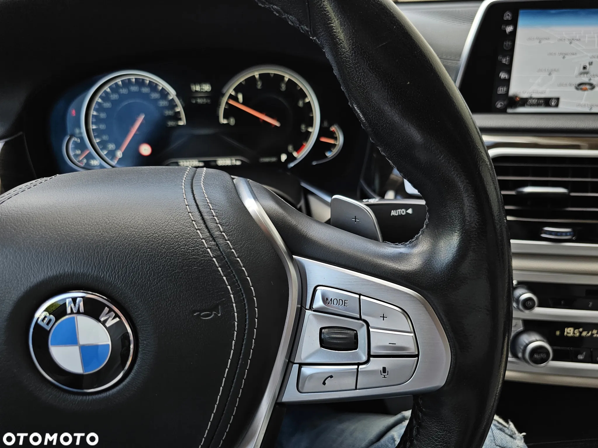 BMW Seria 7 730d xDrive - 29