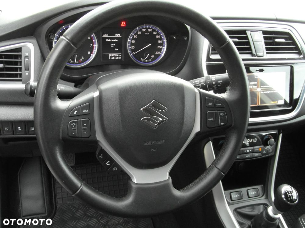 Suzuki SX4 S-Cross 1.4 Boosterjet Comfort - 23