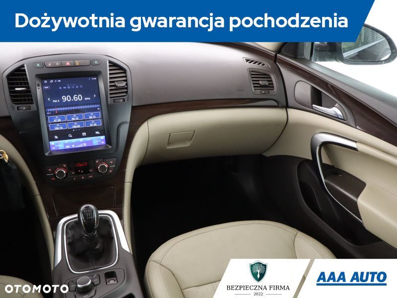Opel Insignia - 10