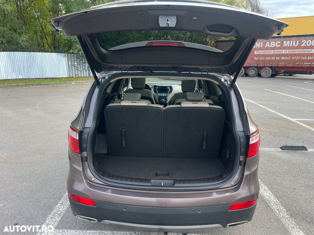 Hyundai Grand Santa Fe 2.2 CRDi 4WD Automatik Luxury Pack+ - 13