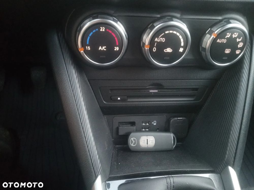 Mazda CX-3 SKYACTIV-G 120 FWD Kizoku Intense - 28