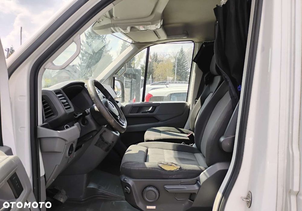 Volkswagen CRAFTER - 9