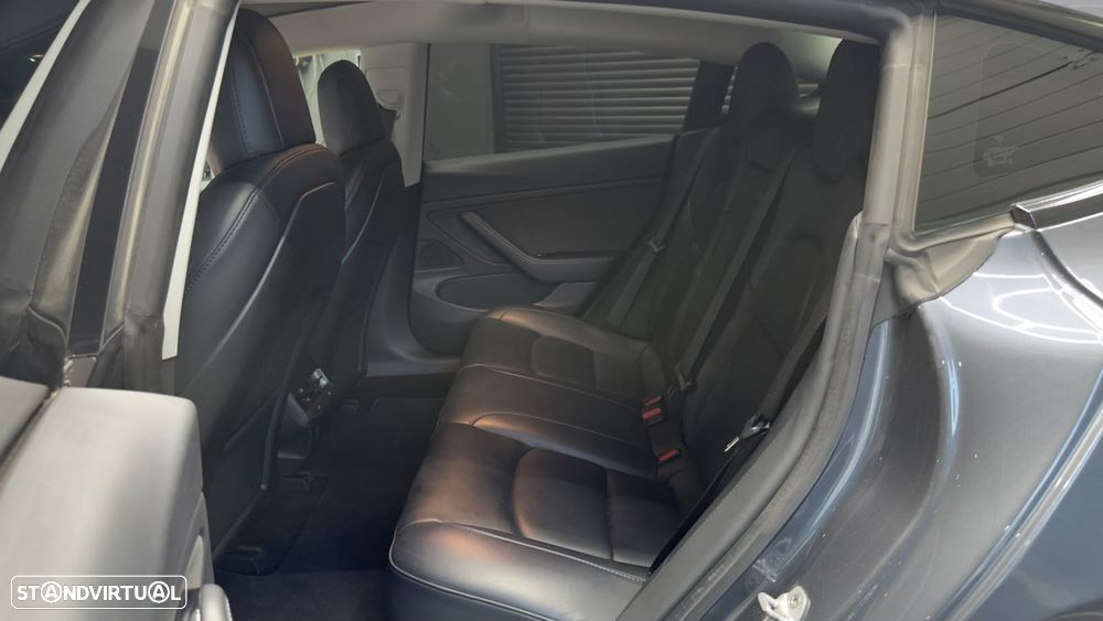 Tesla Model 3 Performance Dual Motor AWD - 37