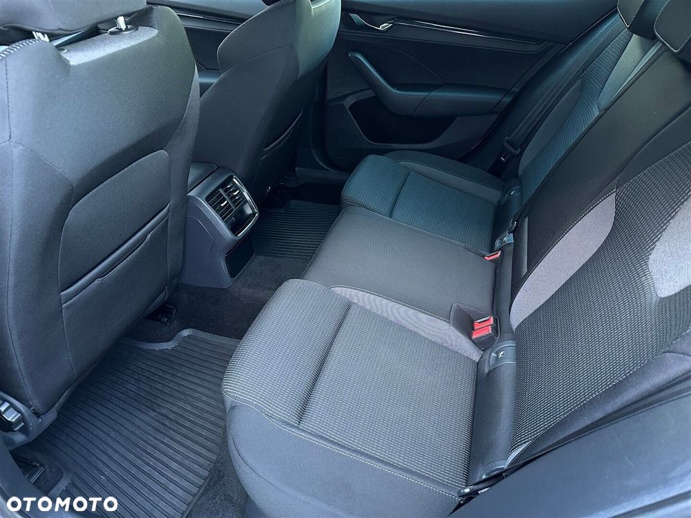 Skoda Octavia 1.5 TSI ACT Ambition - 11