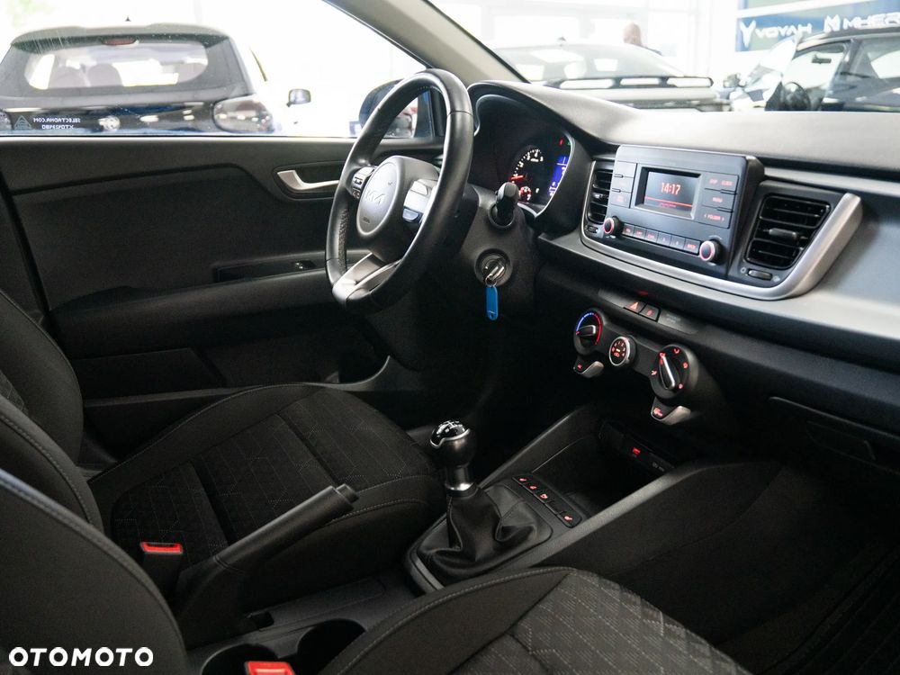 Kia Rio 1.2 L - 30