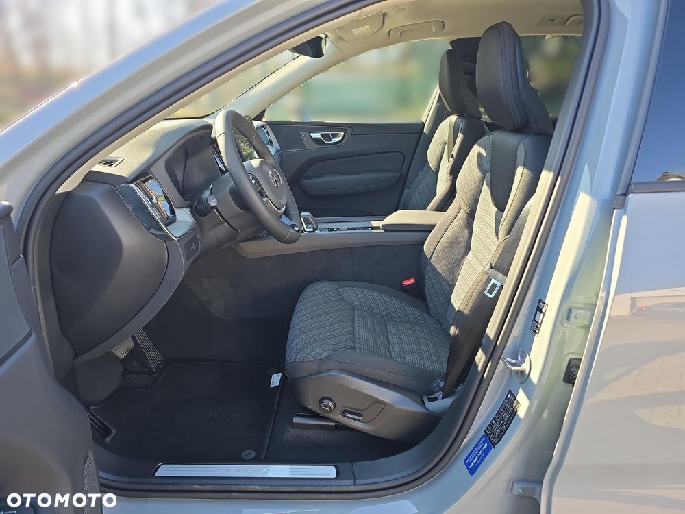 Volvo XC 60 B5 B AWD Core - 13