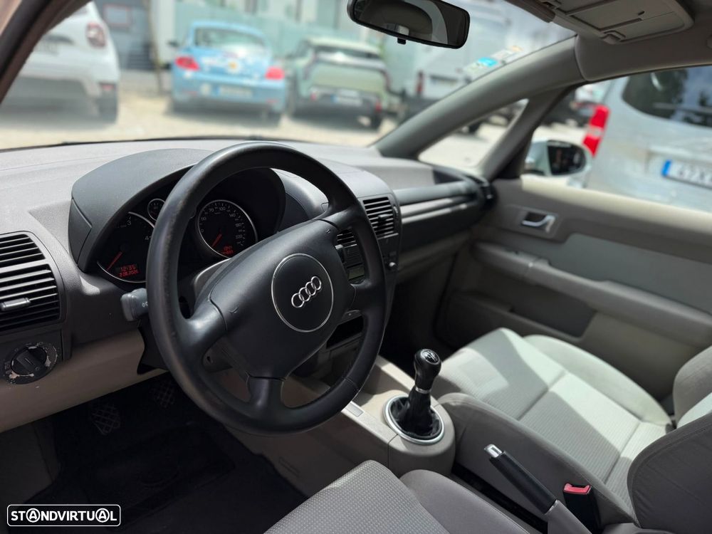 Audi A2 1.4 TDI Ambiente 90 - 13