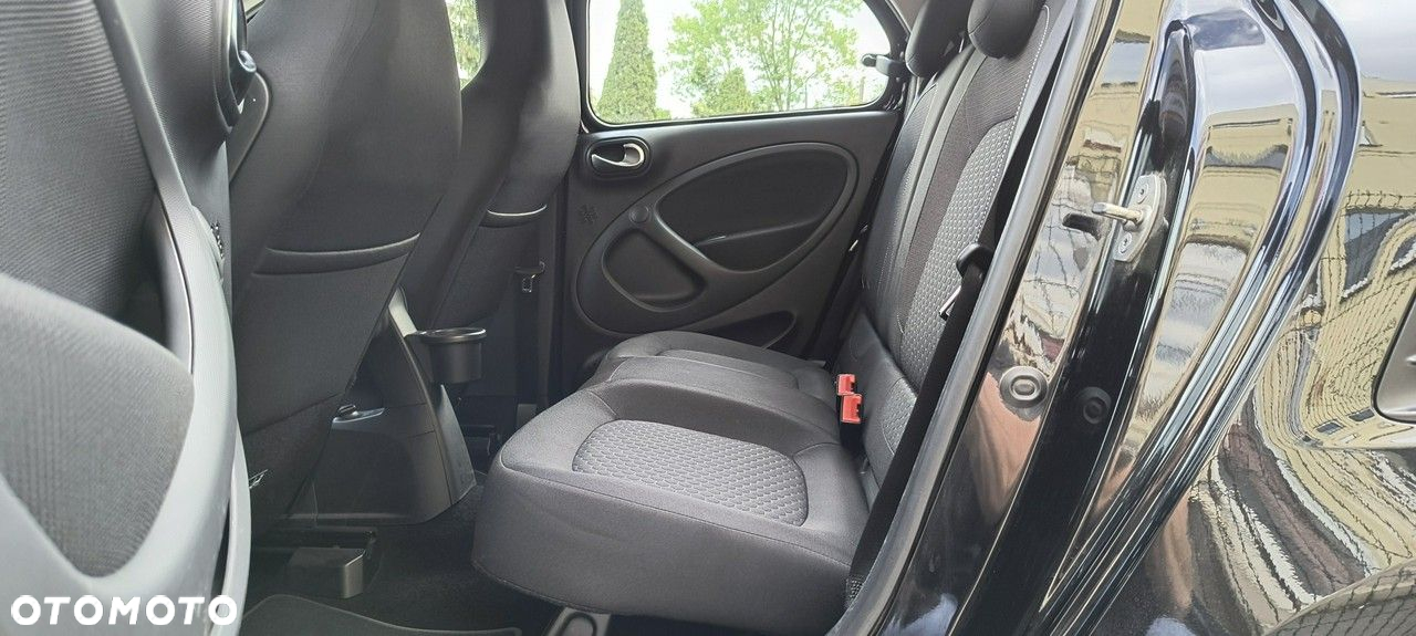 Smart Forfour EQ - 16