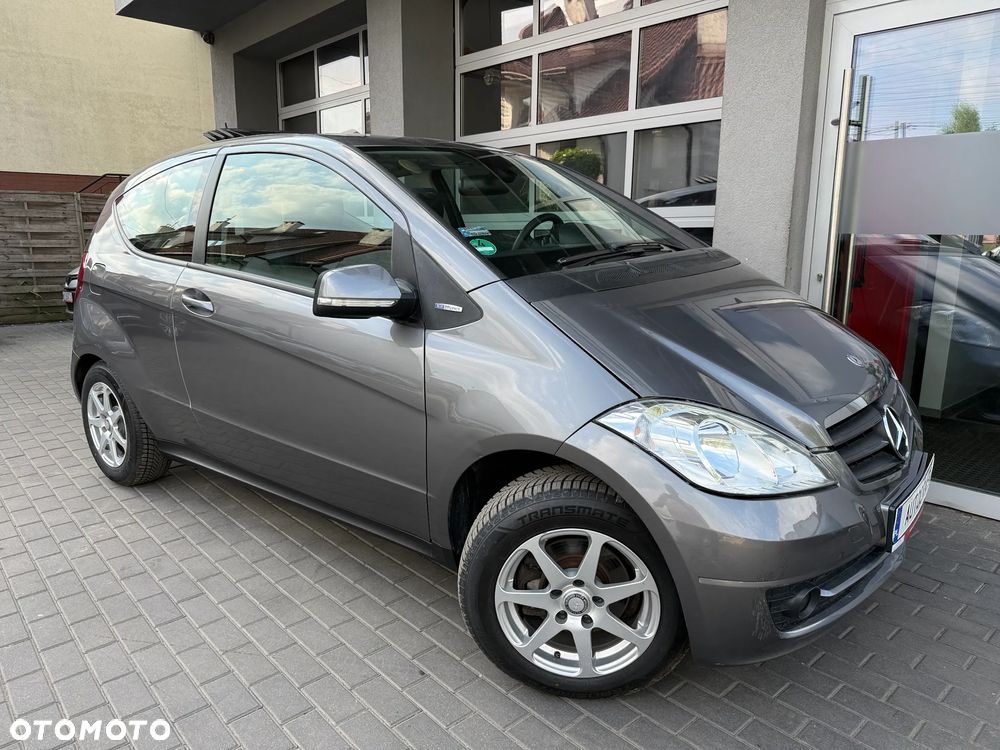 Mercedes-Benz Klasa A 160 BlueEFFICIENCY Elegance - 18