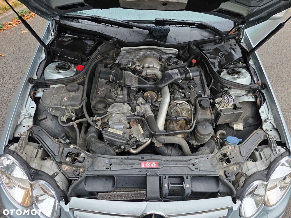 Mercedes-Benz CLK - 27