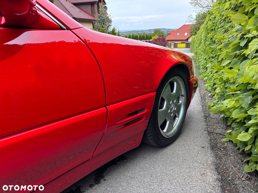 Mercedes-Benz SL - 10