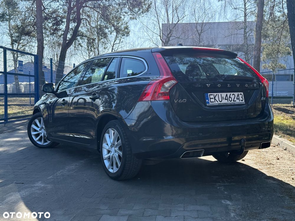 Volvo V60 D4 Drive-E Kinetic - 11