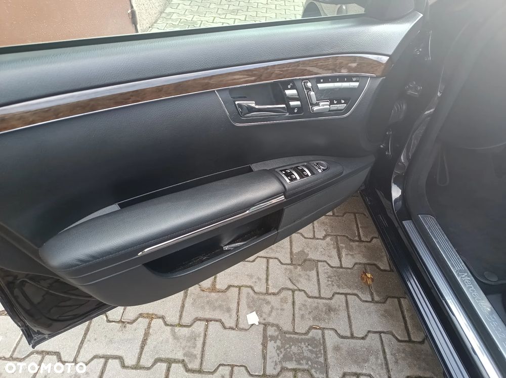 Mercedes-Benz Klasa S 350 BlueTEC - 24
