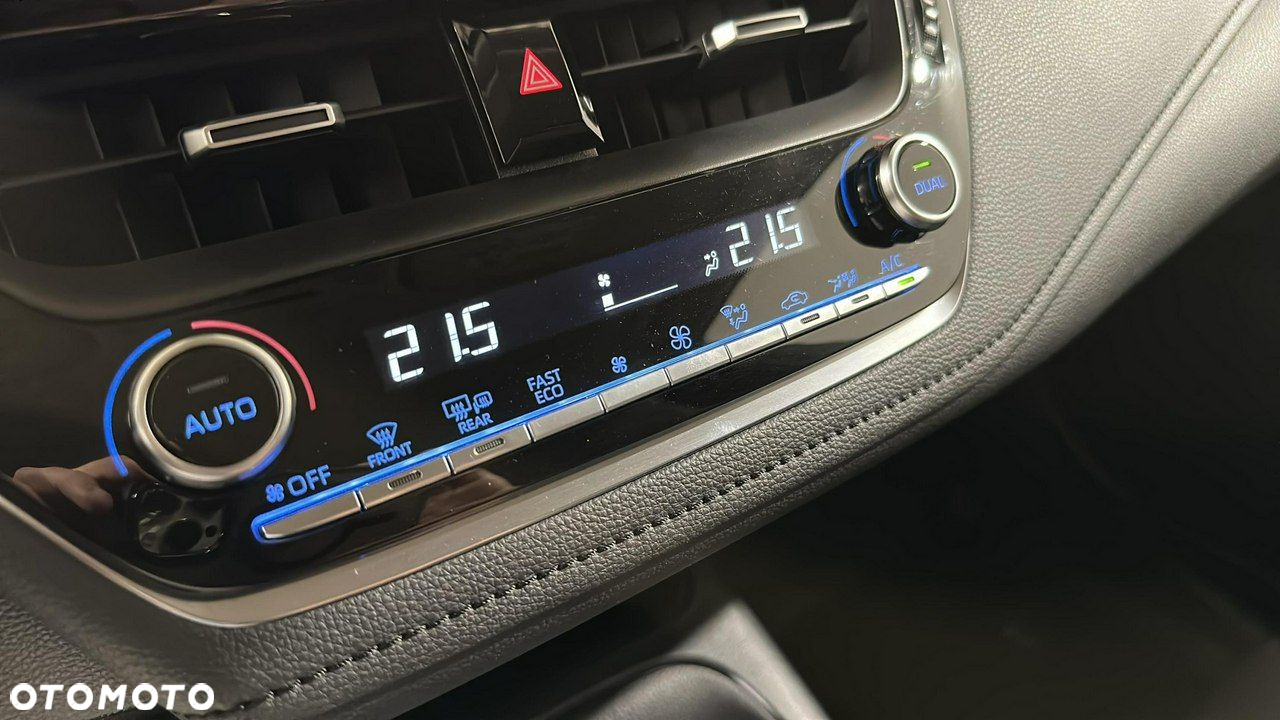 Toyota Corolla - 19