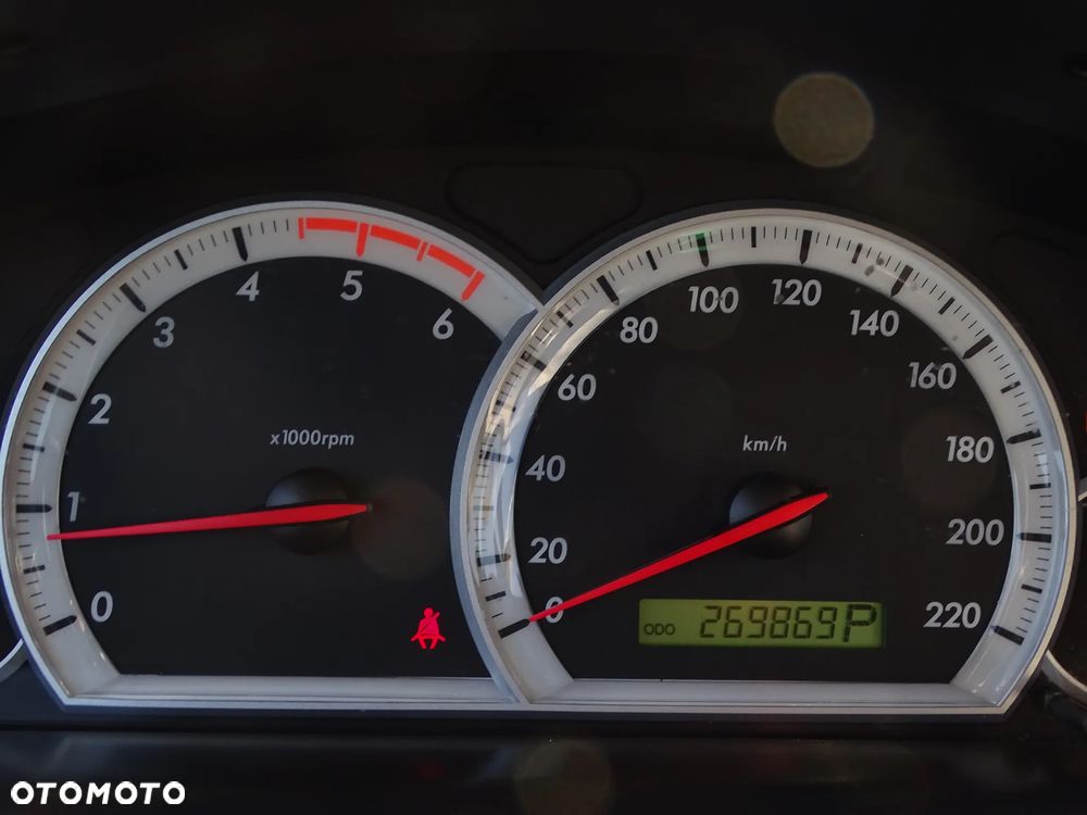 Chevrolet Captiva 2.0 d LT high (deu) - 17