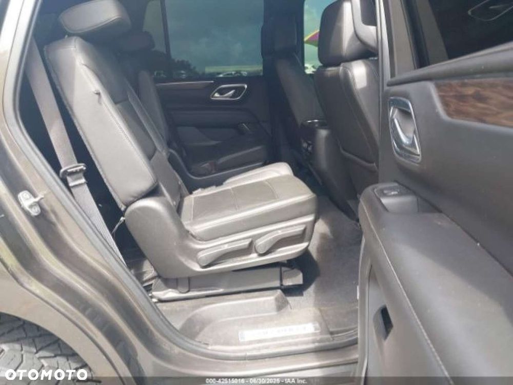 Chevrolet Tahoe - 10