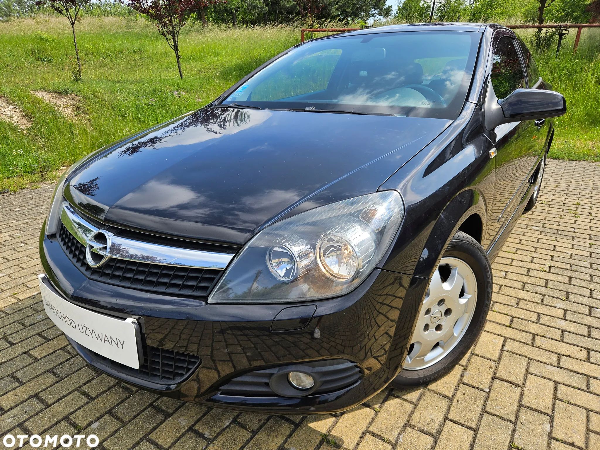 Opel Astra III GTC 1.7 CDTI 111 - 1