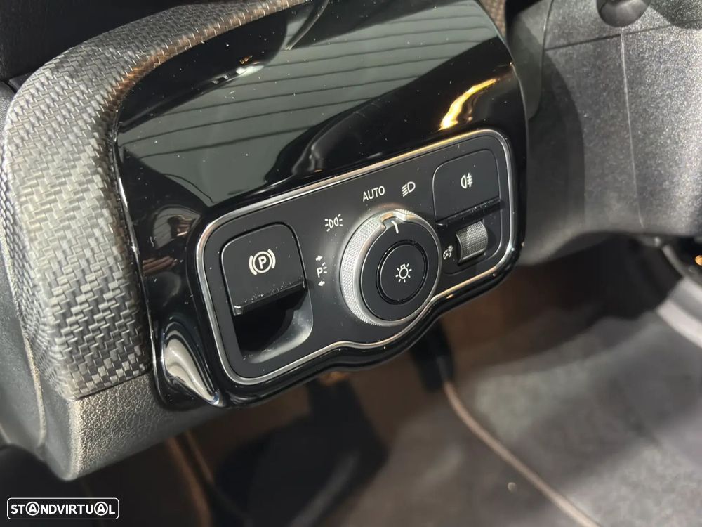 Mercedes-Benz A 250 - 23