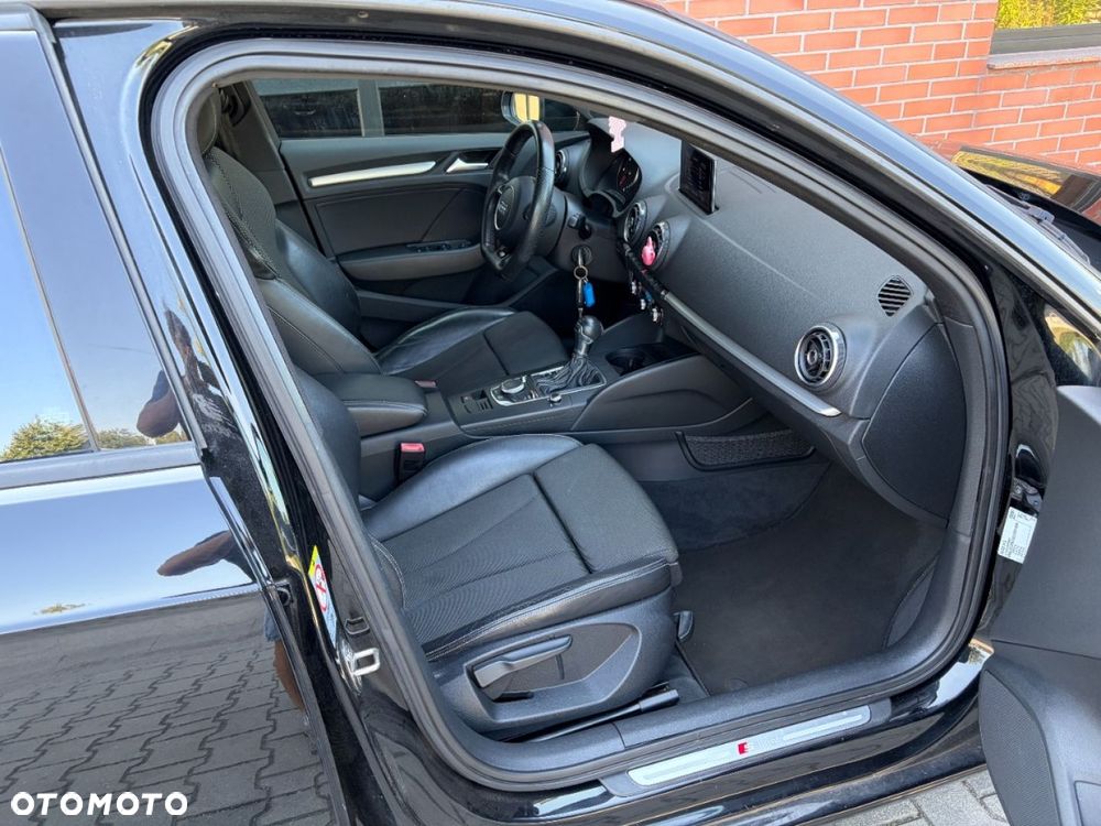 Audi A3 Sportback 2.0 TDI S tronic Ambiente - 14