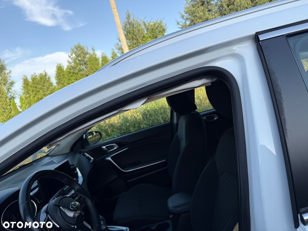 Kia Ceed 1.6 CRDi DCT Vision - 19