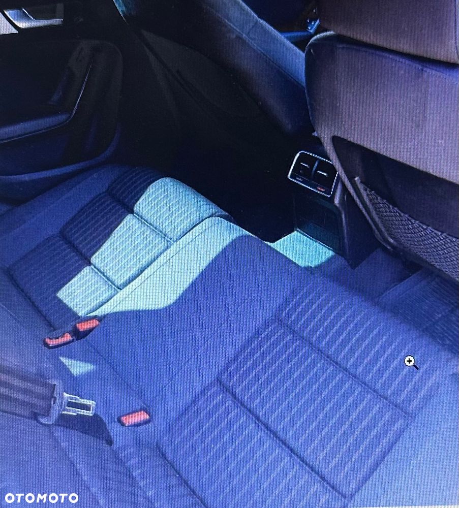 Audi A4 Avant 2.0 TDI - 7